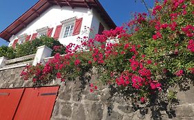 Chambres d'hôtes HOR DAGO près de la gare d'Hendaye avec le petit-déjeuner